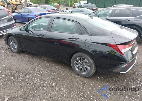 2024 Hyundai Elantra Sel z USA, uszkodzony, nr VIN KMHLM4DG6RU653322